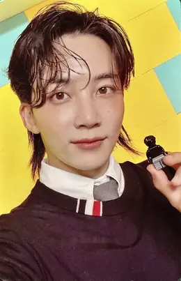 Jeonghan · 17 IS RIGHT HERE