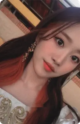 Yunseul · Wanna Know