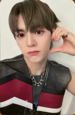 Sungyun · Happy &