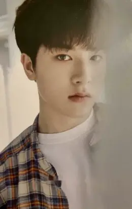 So Junghwan · THE FIRST STEP : TREASURE EFFECT