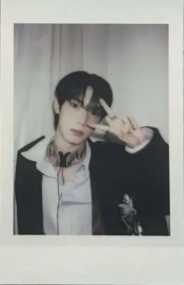 Chuei Li Yu · YOUTH ERROR