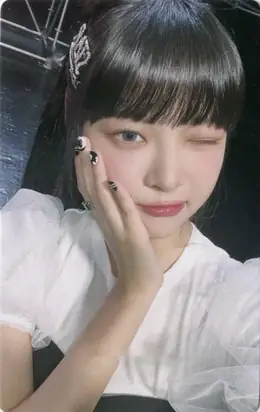 Hong Eunchae · FEARLESS (Japanese Ver.)