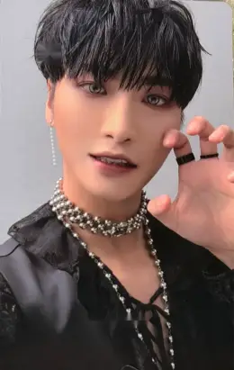 Seonghwa · THE WORLD EP.PARADIGM