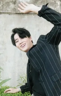 Young K · Shoot Me : Youth Part 1