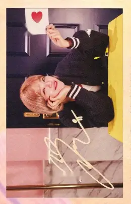 Jeongyeon · SIGNAL