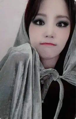 Heesun · Alice In Wonderland