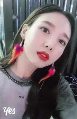 Nayeon · YES or YES