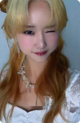 Chaeeun · NOTES 1st Single [PAGE 1]