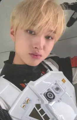 Lee Hanbin · NEW TOMORROW