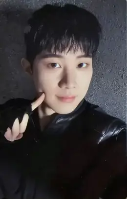 Hyunwoo · HOUSE OF TRICKY : WATCH OUT