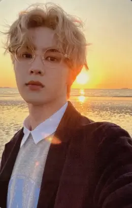 Kun · NCT 2020 Resonance Pt. 1