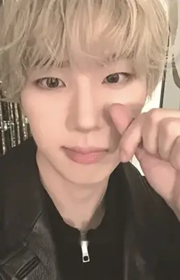 Yoonsung · Stunning
