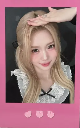 Yubin · 2026 Season's Greetings: tripleShot of Love