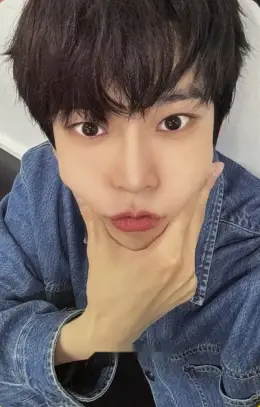 Doyoung · Walk