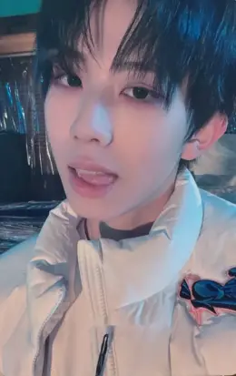 Yungyu · Leggo