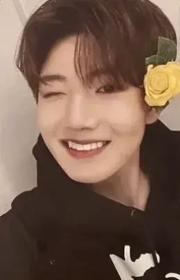 Junkyu · THE SECOND STEP : CHAPTER ONE
