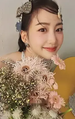 Yukyung · Dance On