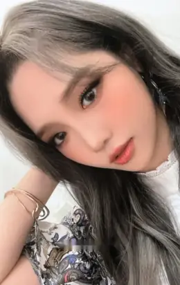 Jisun · 9 Way Ticket