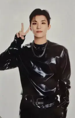 Park Jeongwoo · REBOOT