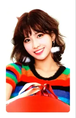 Momo · Merry & Happy