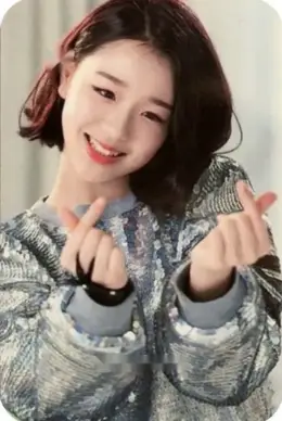 Chaeyeon · Grapes