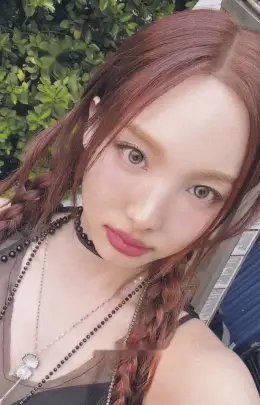 Nayeon · ENEMY