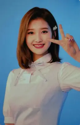 Ahra · Love Loves To Love Love