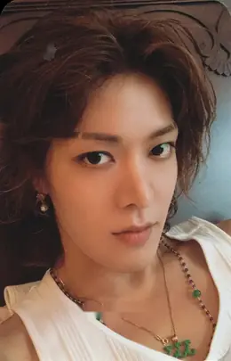 Yuta · 2 Baddies