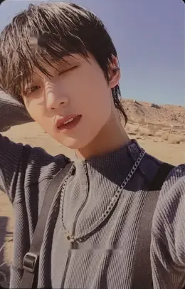 Hwi · LOVE NEVER DIES