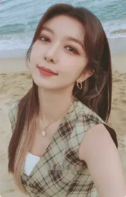 Dami · Summer Holiday