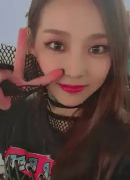 Yeeun · CRYSTYLE