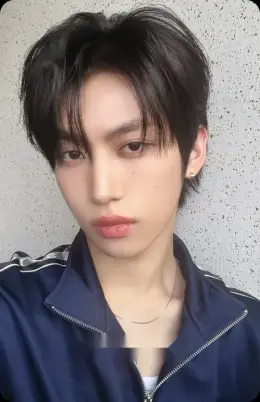 Kim JuHo · yesweare