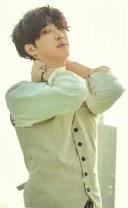 Jihoo · Re:IZ