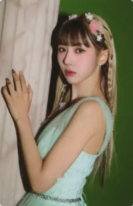 Yoohyeon · Apocalypse : Save Us