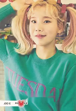 JooE · MOMOLAND The Best ~Korean Ver.~