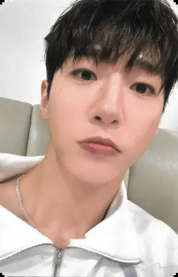 Yongguk · CURTAIN CALL
