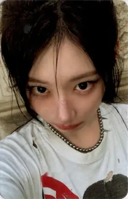 Chaeryeong · TUNNEL VISION
