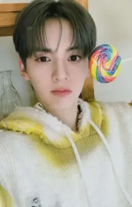 Sungyun · Love Potion