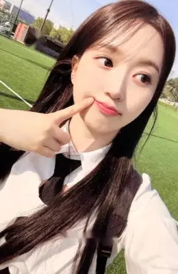 Haewon · A Midsummer’s NMIXX’s Dream
