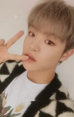 Jihoon · THE FIRST STEP : TREASURE EFFECT