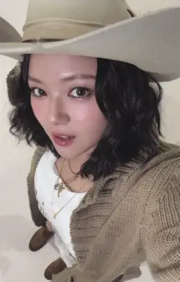 Jeongyeon · TEN: The Story Goes On
