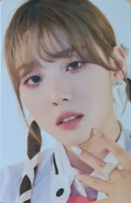 Chaehyun · FLY-UP