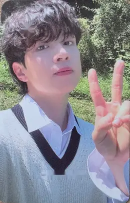 Hweseung · Dearest