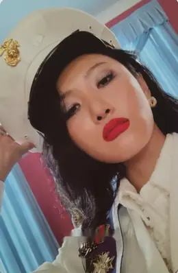 Hwasa · reality in BLACK