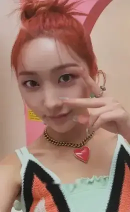 Minji · Fire Saturday