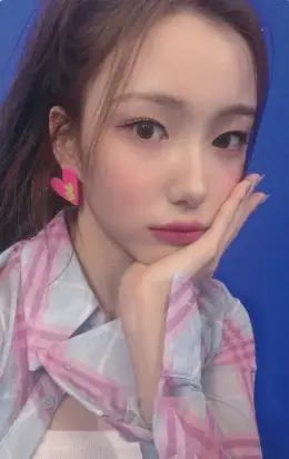 Youngeun · FLY-UP