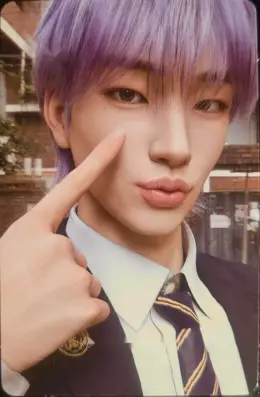 Seung · Profiles of the Future (Λ) : 70%
