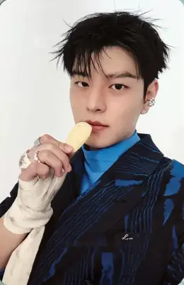 Seungmin · KARMA