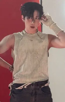 Jongwoo · ONE FACT